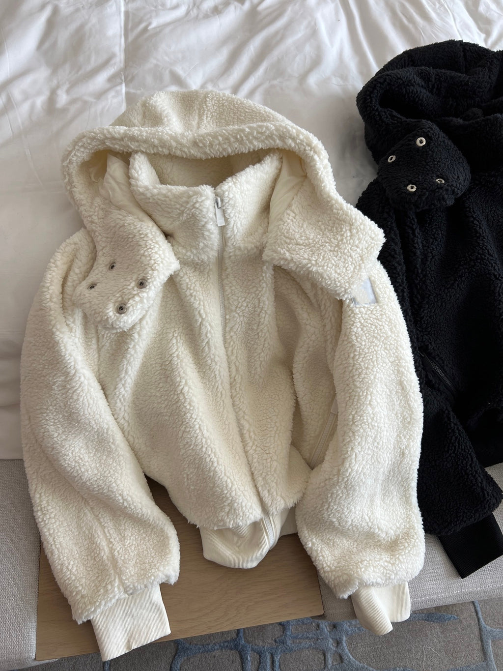 1477# A Lamb Wool Coat