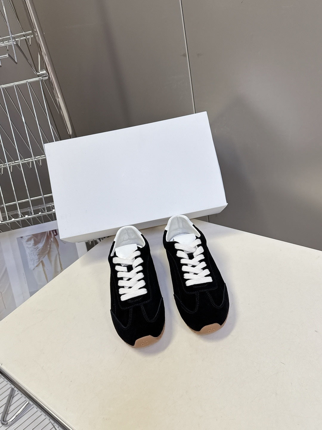 1418# A Unisex Shoes