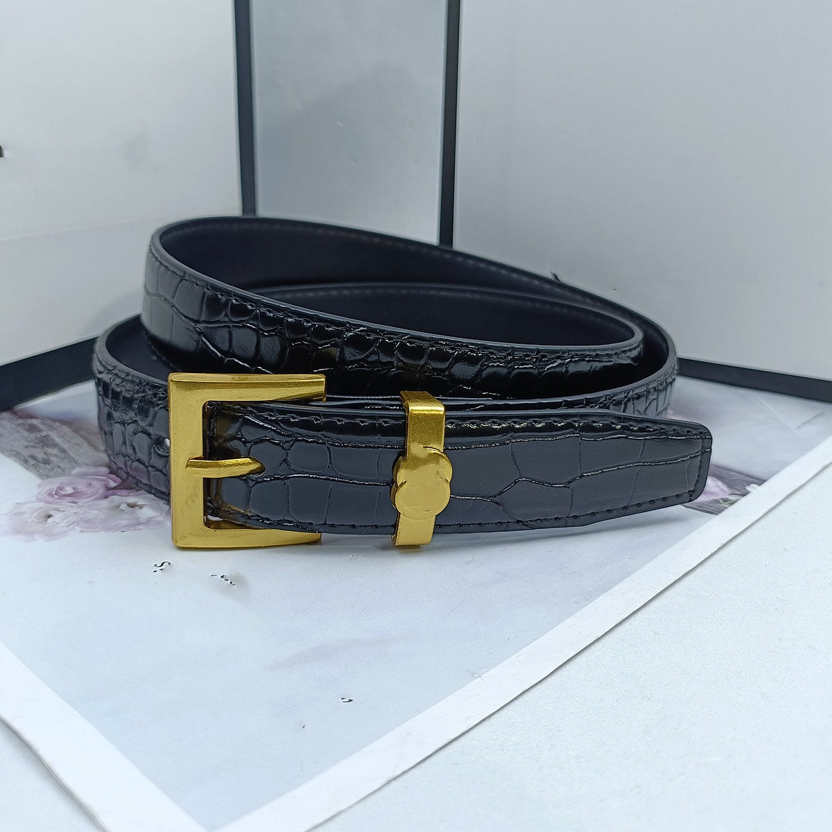 E1228# Belt