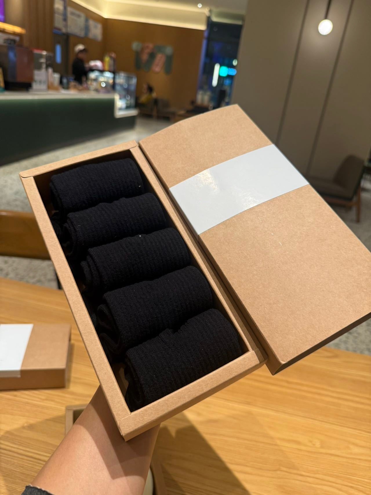 L5861# XY Unisex Socks pairs/lot