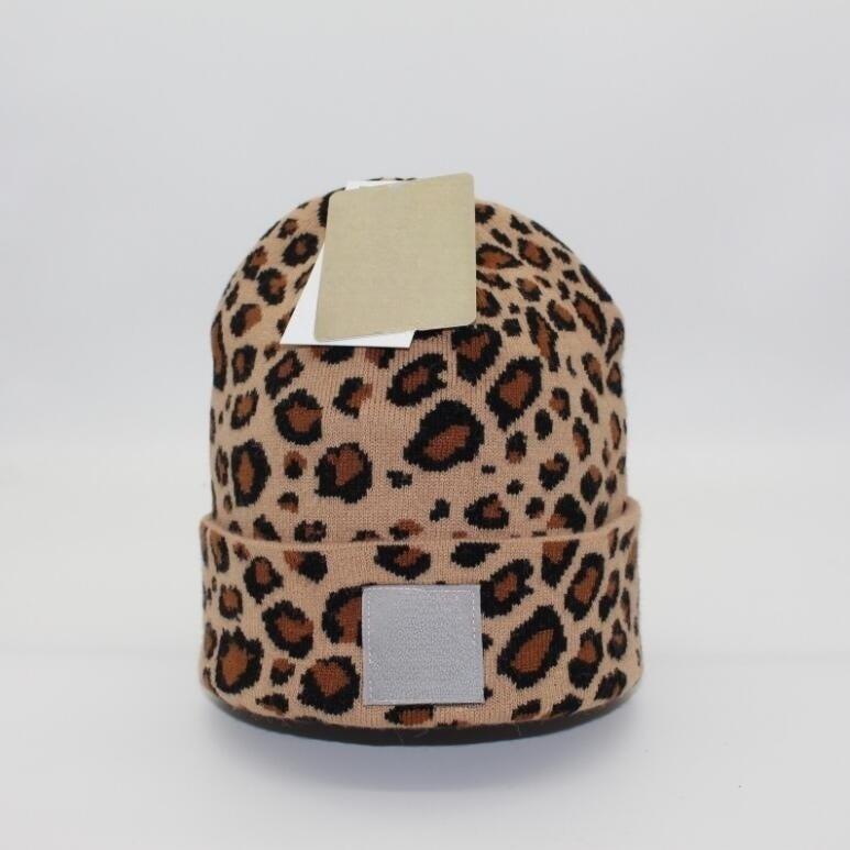 3190# Hat