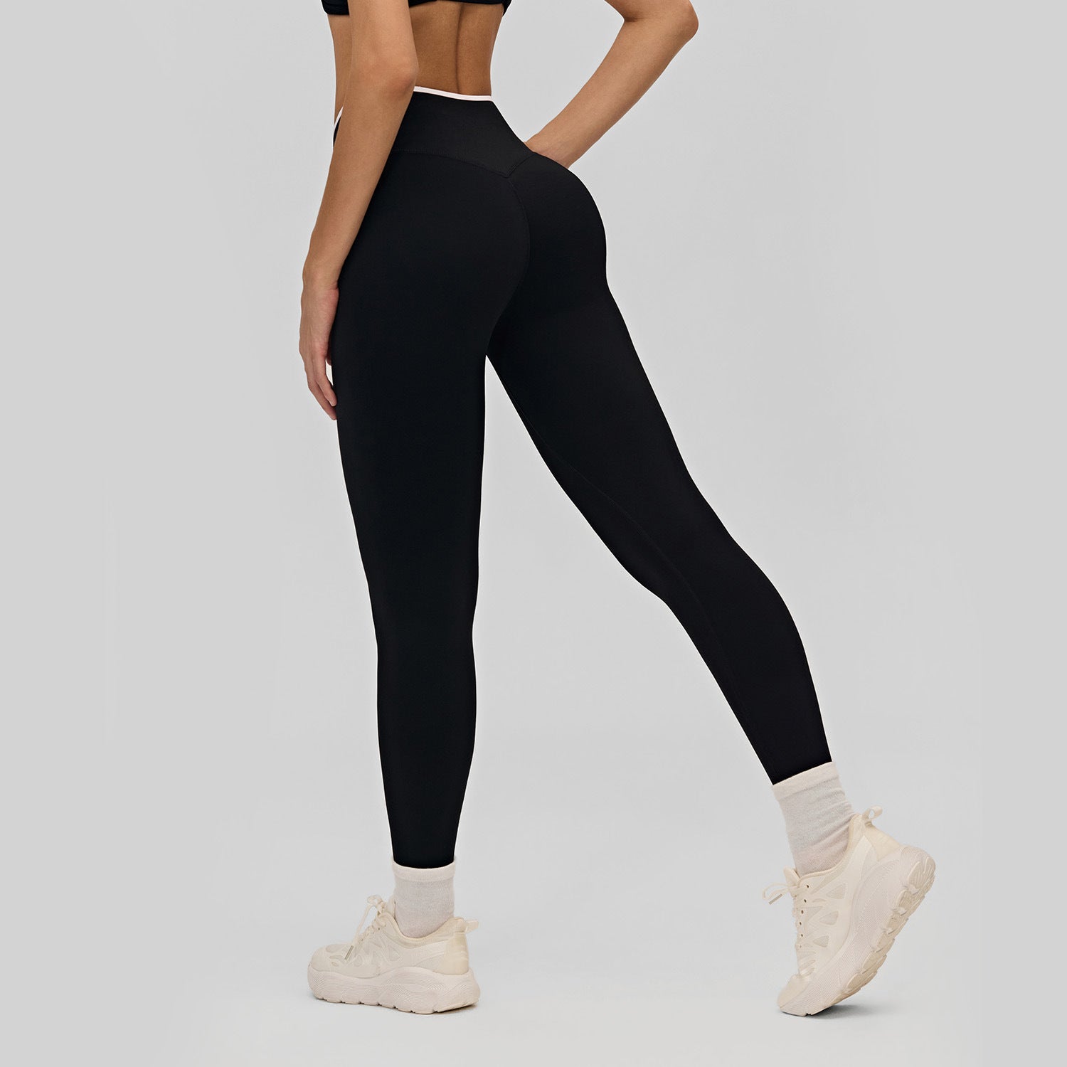 1878# A Women Yoga Bra Or Shorts Pants