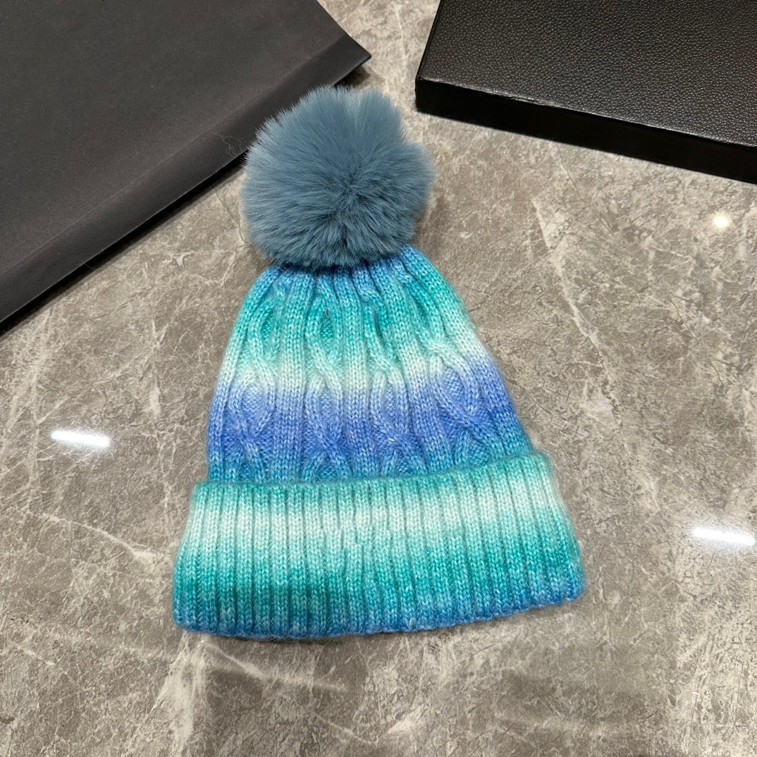 E3580#Pretty Knitted Hat