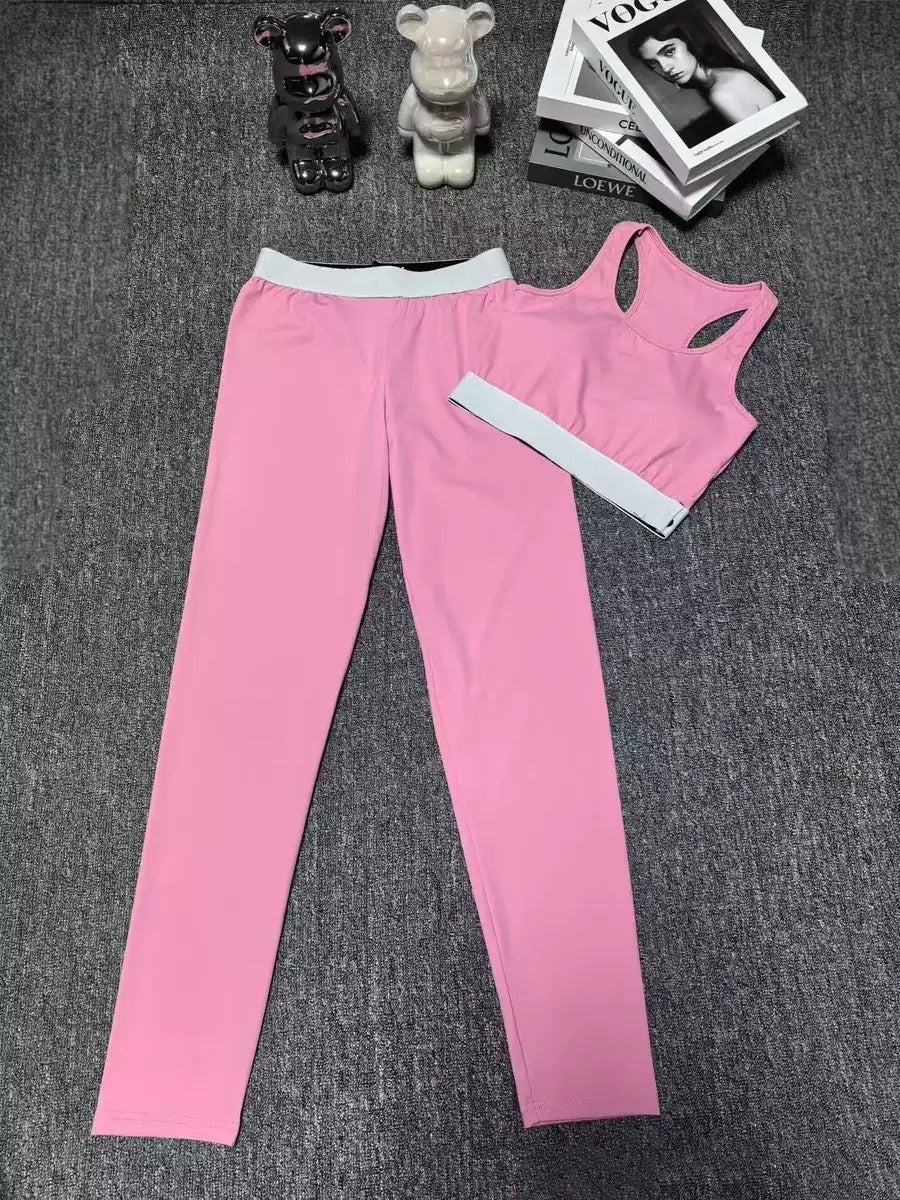 2399# A Women Yoga Set