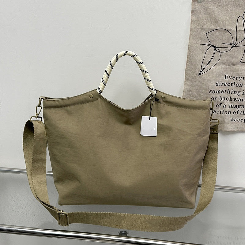 1911# A Women Bag