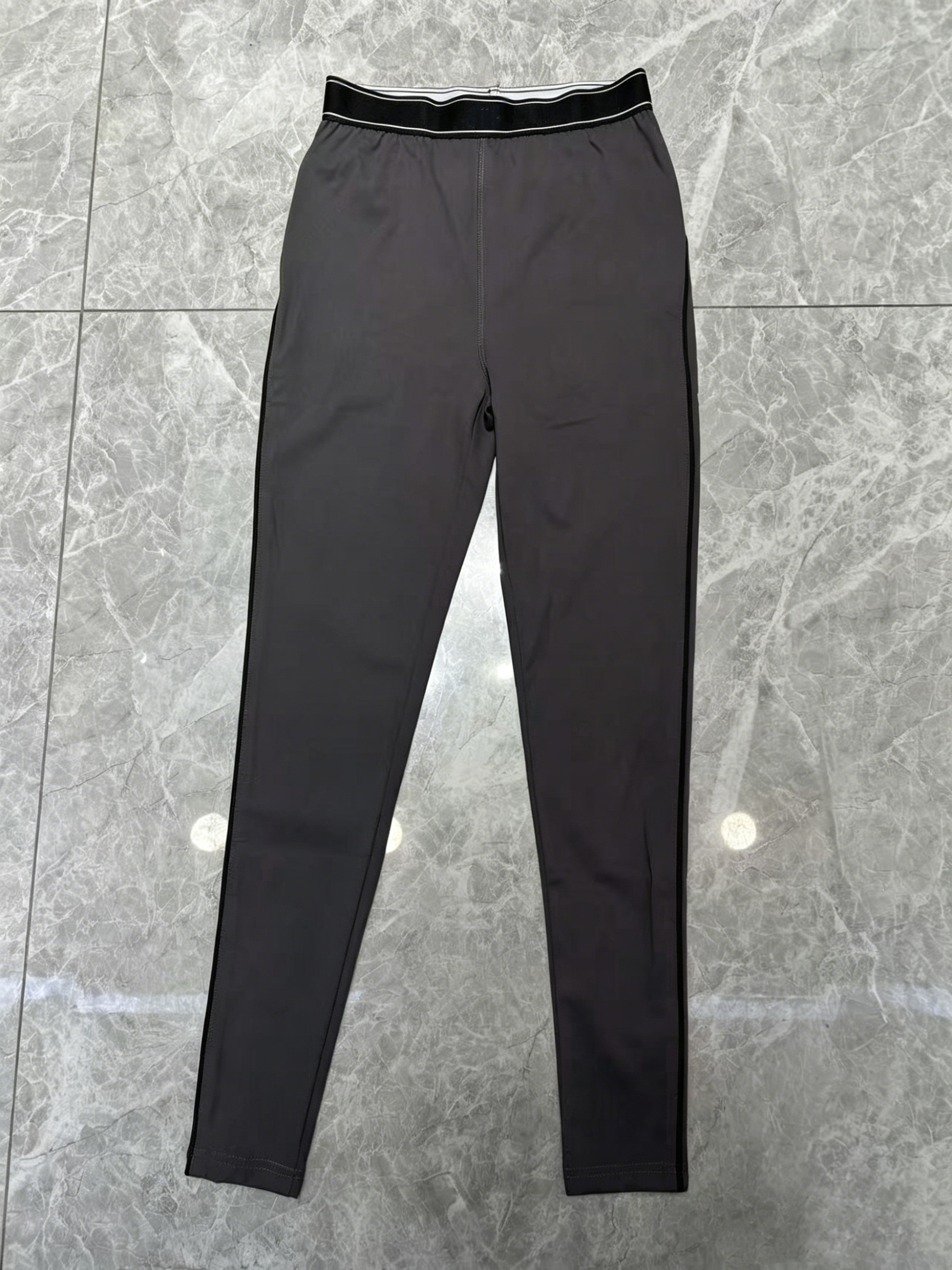 2244# A Women Yoga Bra Or Shorts Pants