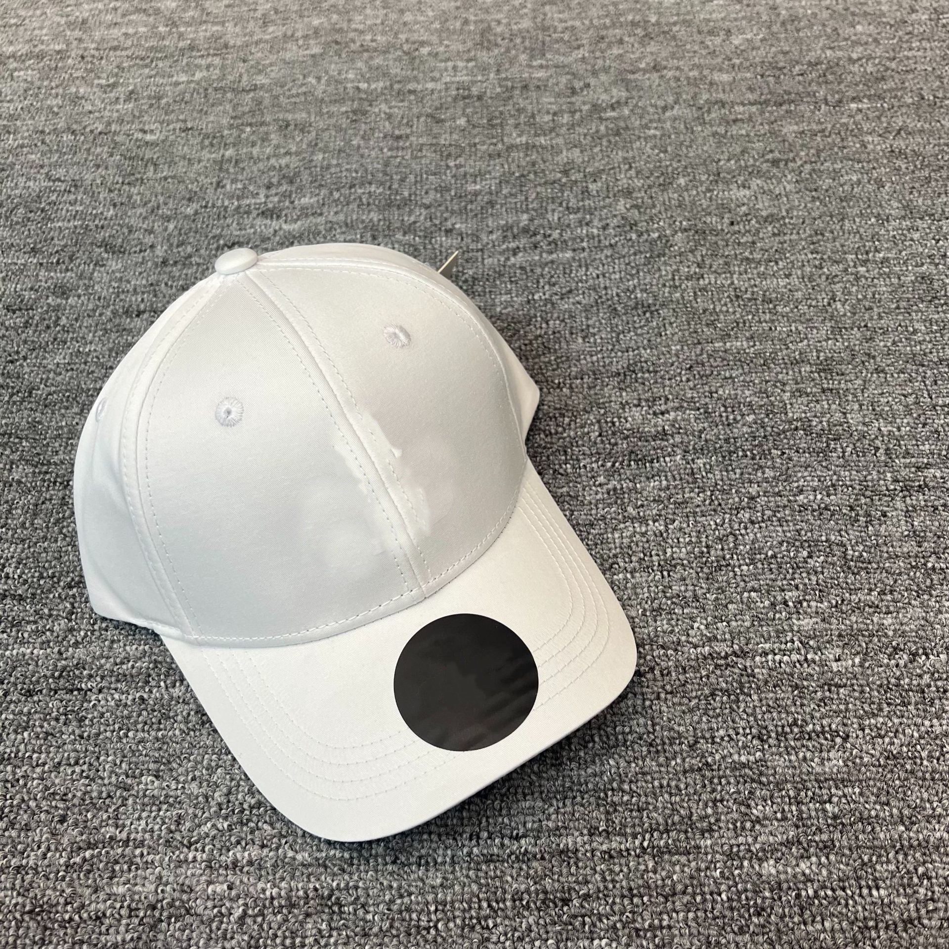 1093# A Unisex Baseball Cap