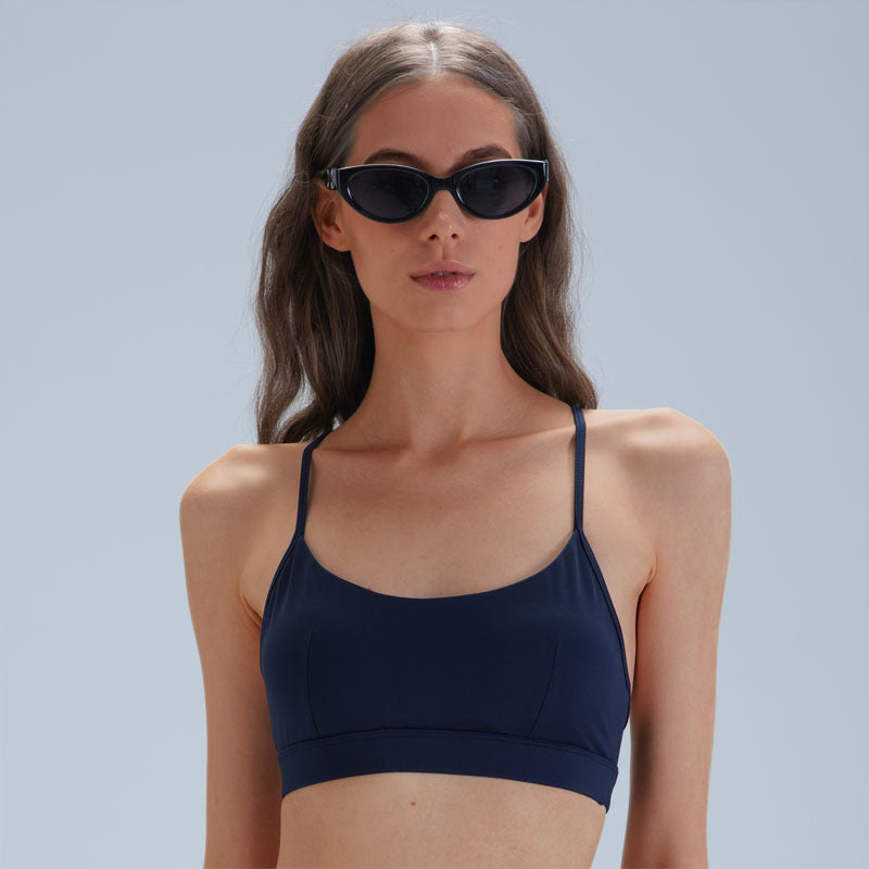 1585# A Women Yoga Bra Or Shorts