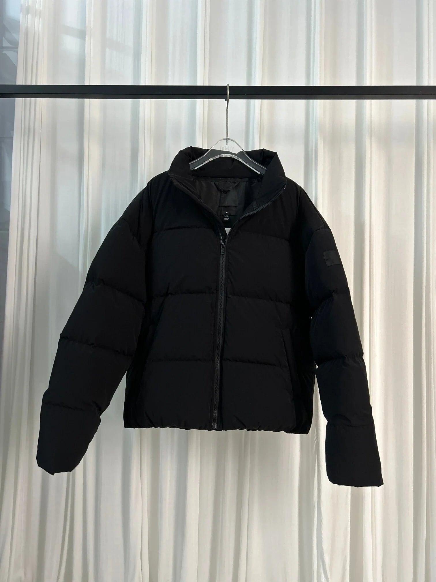 1576# A  Unisex Down Coat