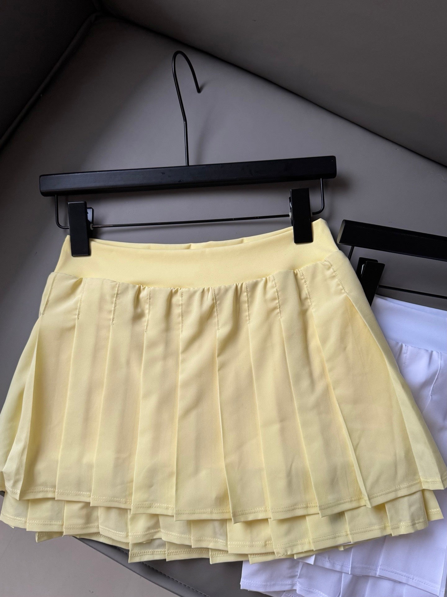 2278# A Women Sports Skirts