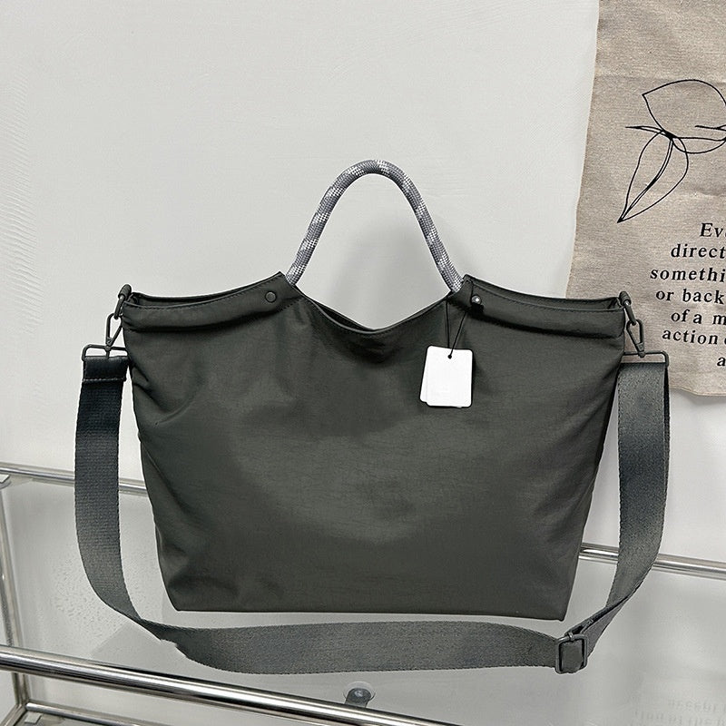1911# A Women Bag