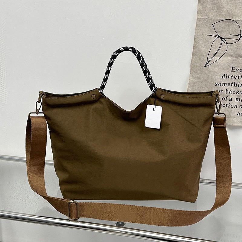 1911# A Women Bag