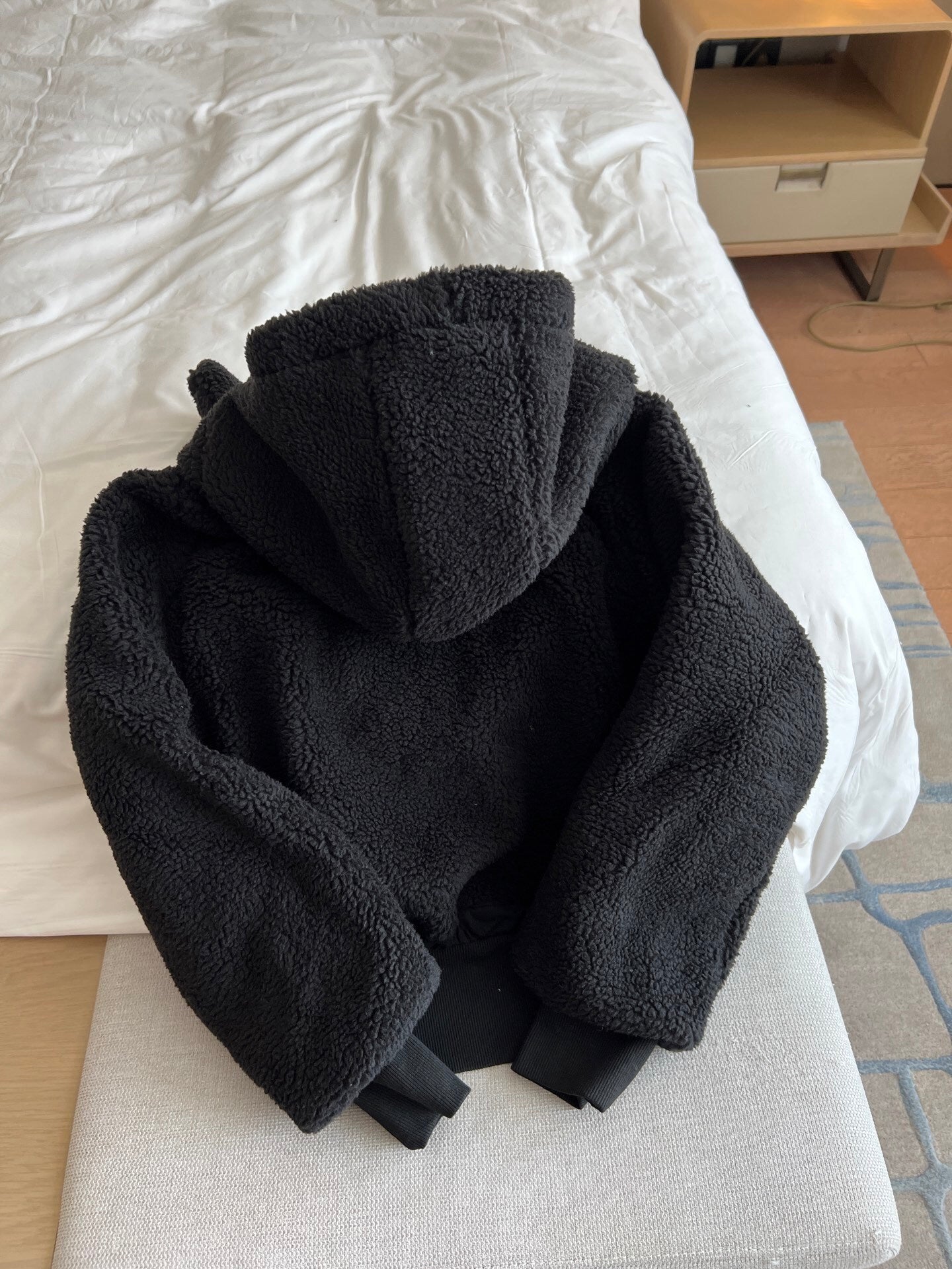 1477# A Lamb Wool Coat