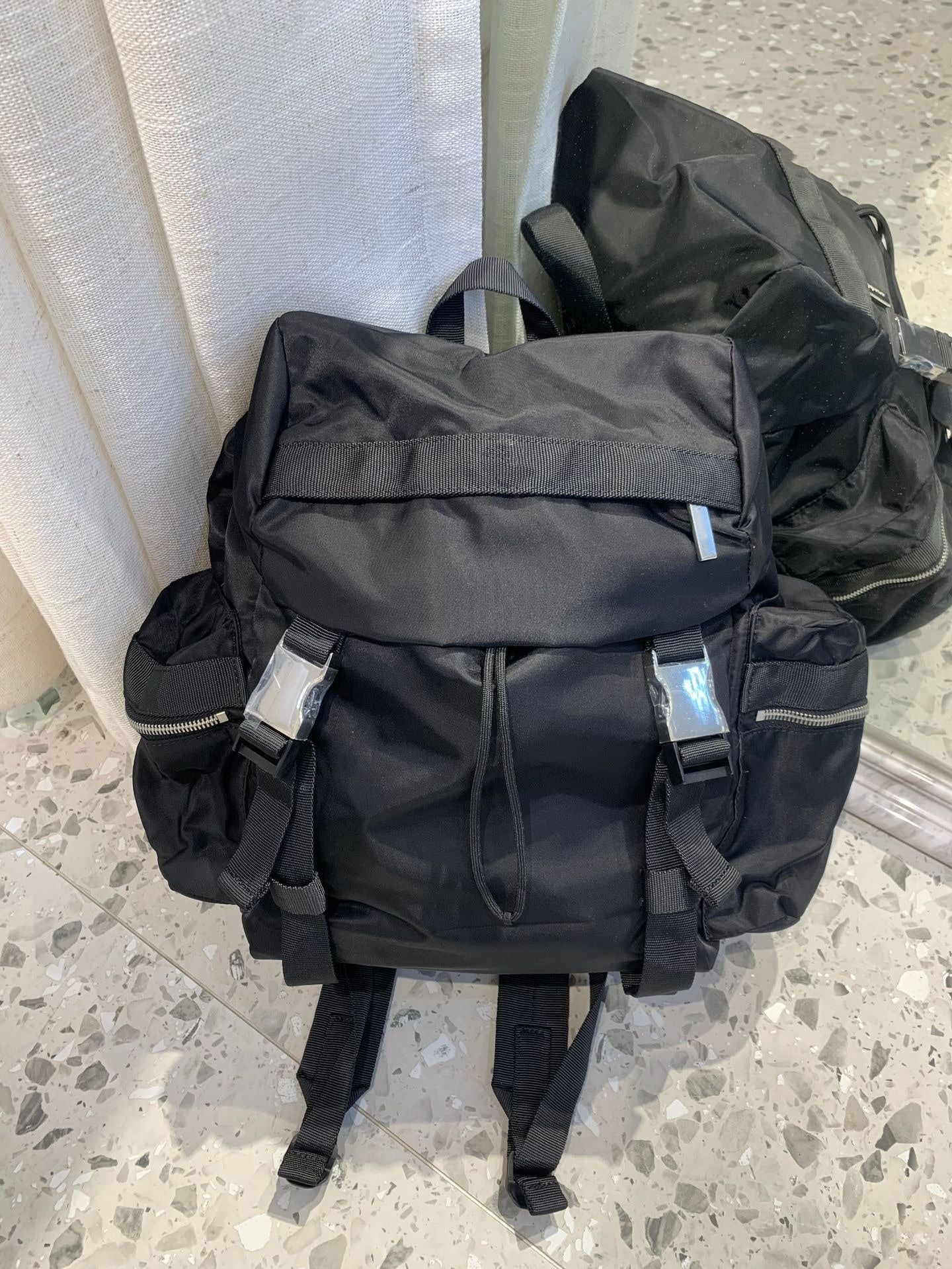 L5479# Unisex 14L Sports Backpack