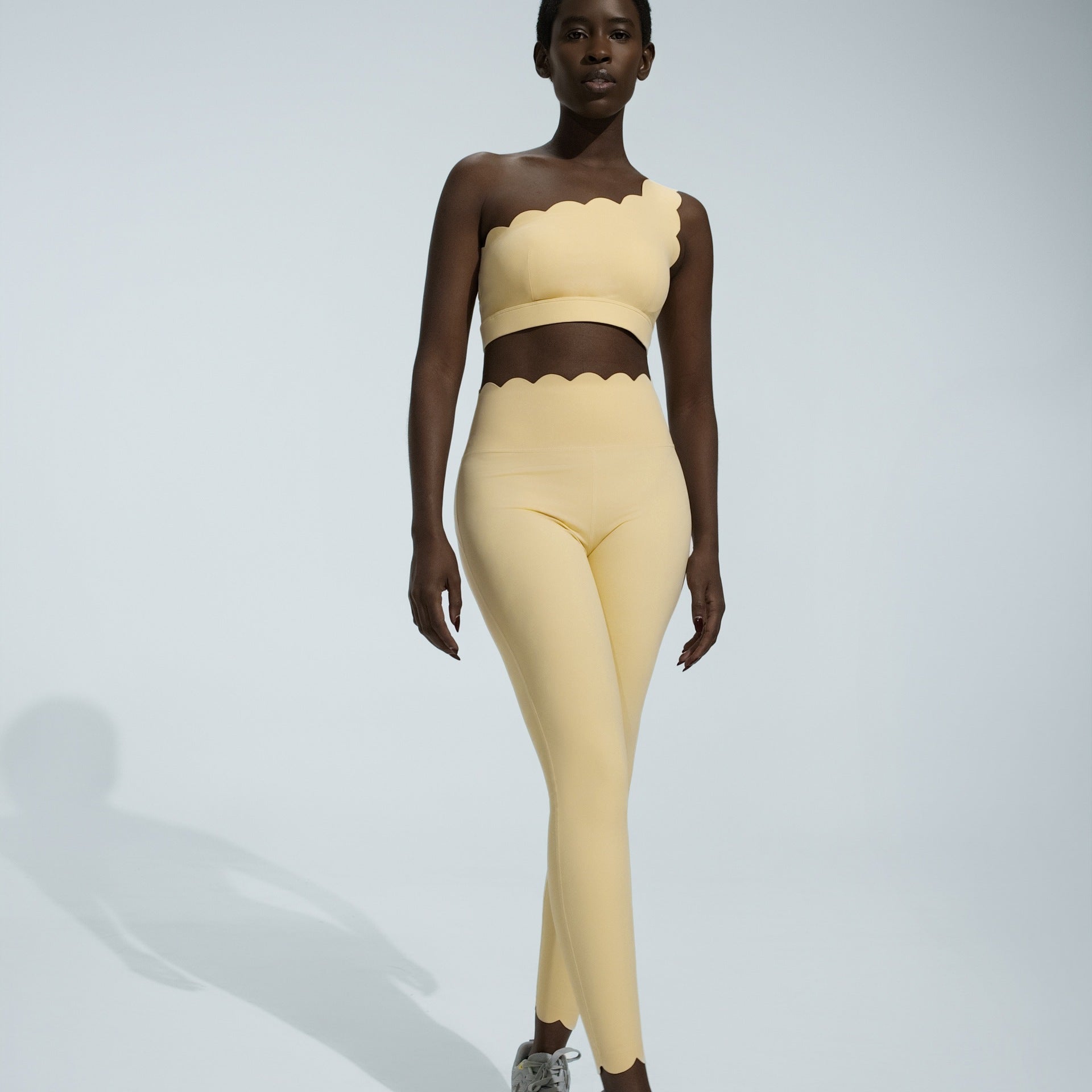 1605# A Women Yoga Bra Or Pants