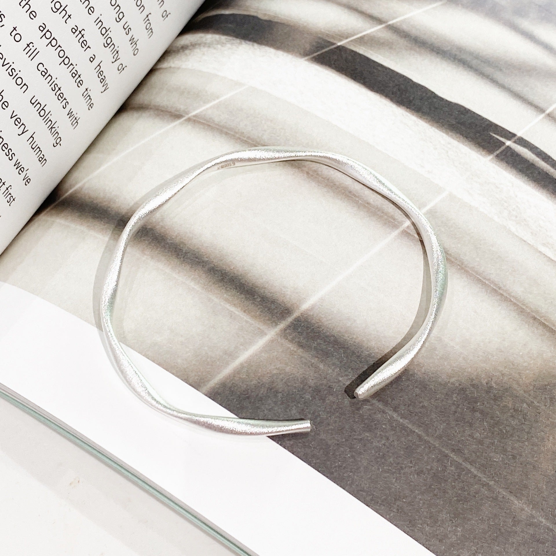 E2152#5mm Bracelets