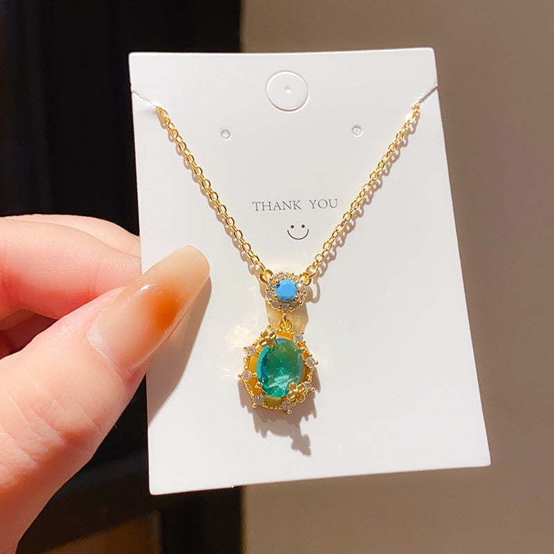 E6485#   Necklaces