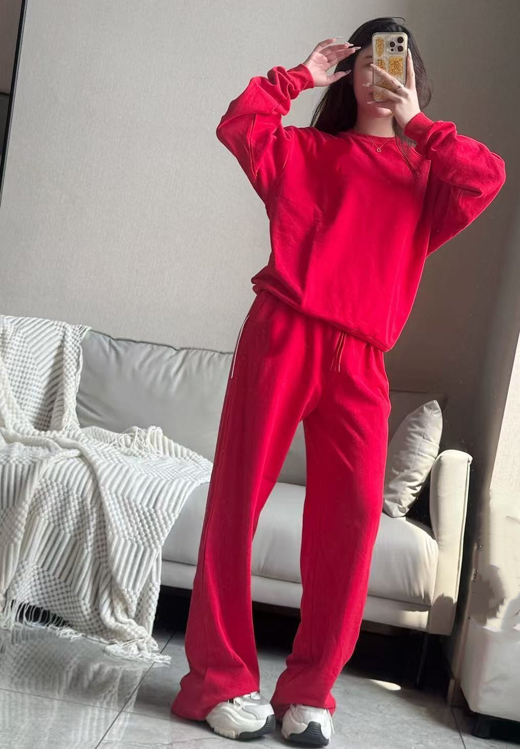 1537# A Women Sport Set