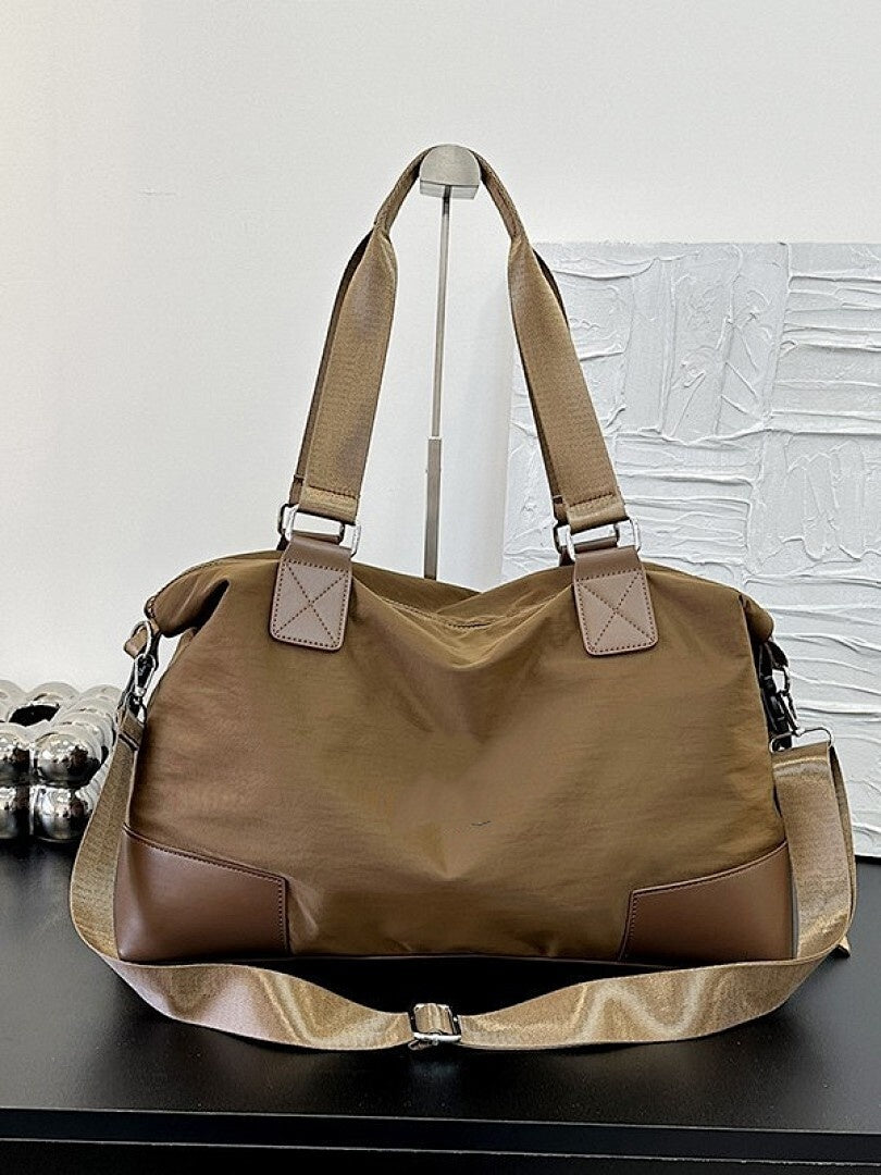 1912# A Unisex Travel Bag