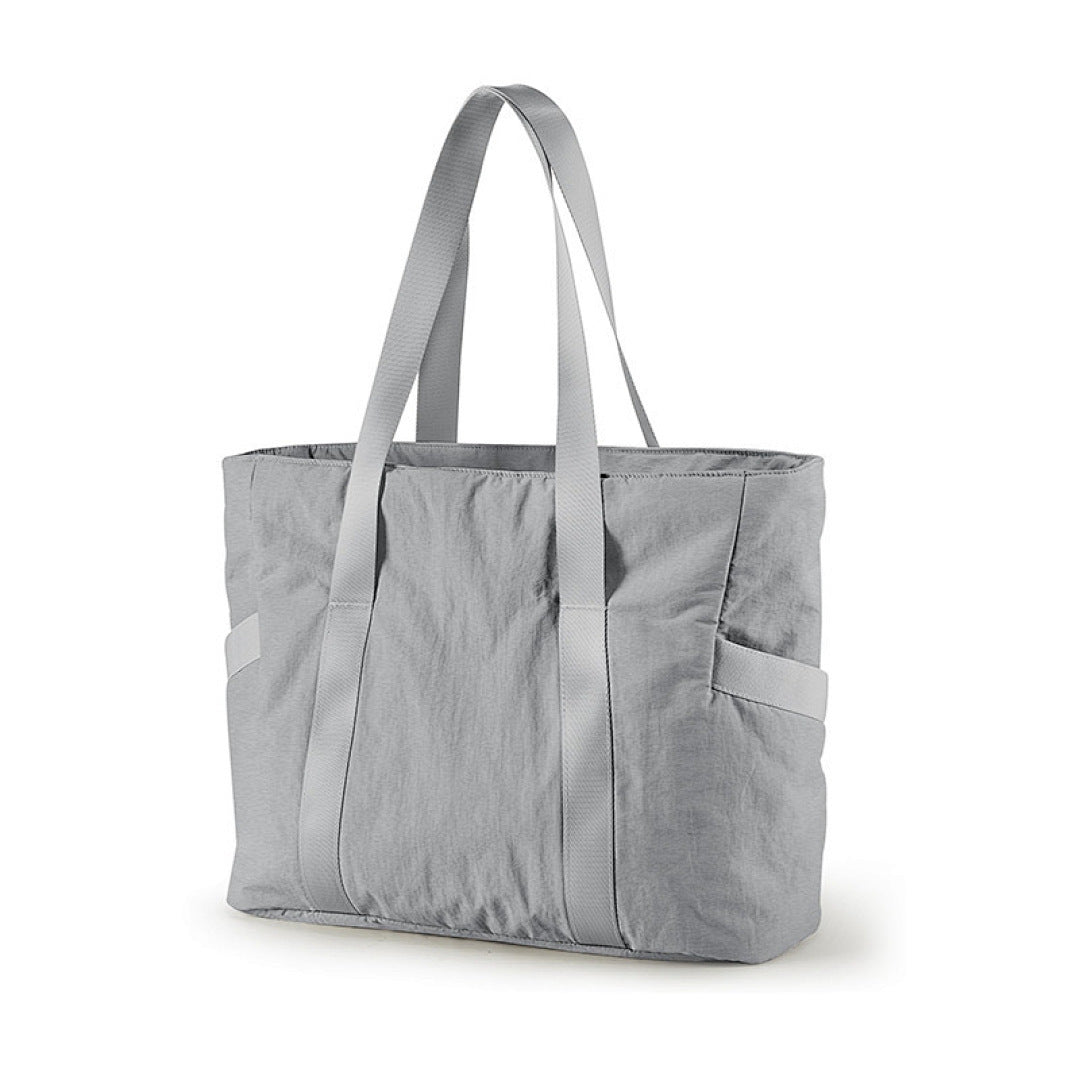1893# A Women Large-Capacity Travel Bag