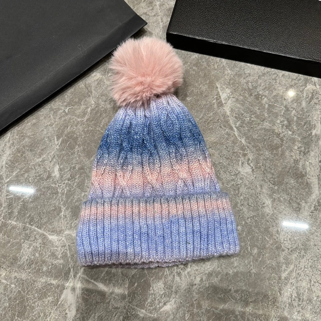 E3580#Pretty Knitted Hat