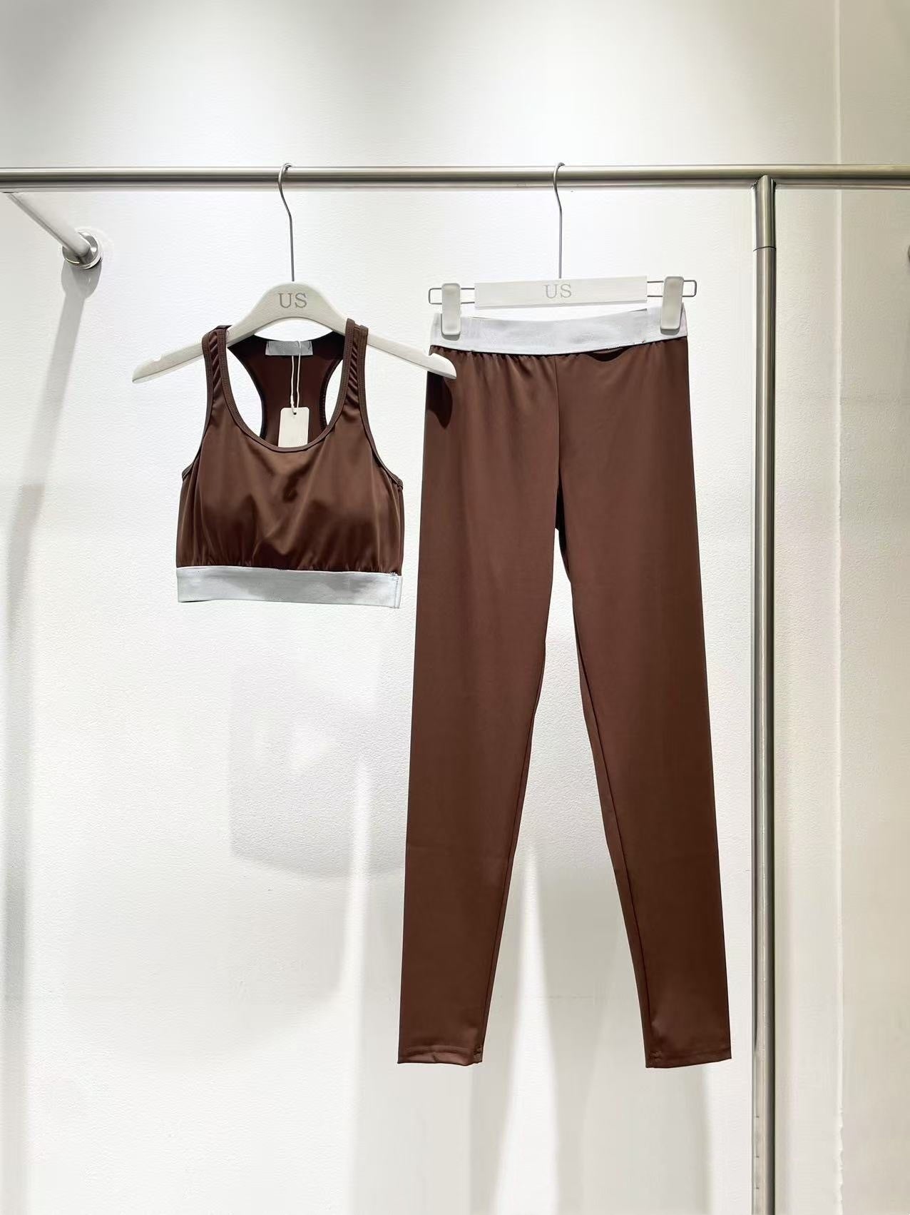2399# A Women Yoga Set