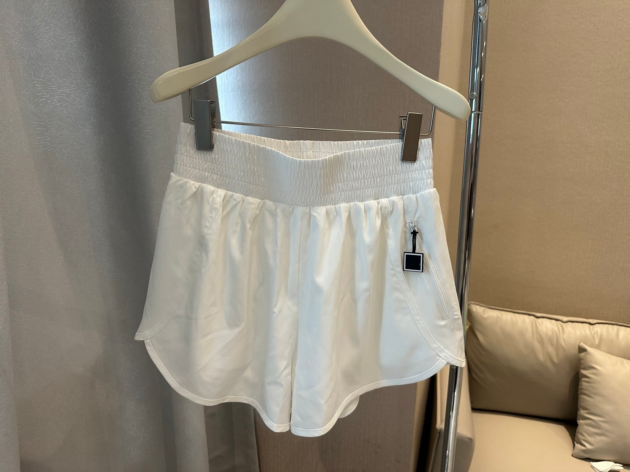 885# A Women Yoga Shorts