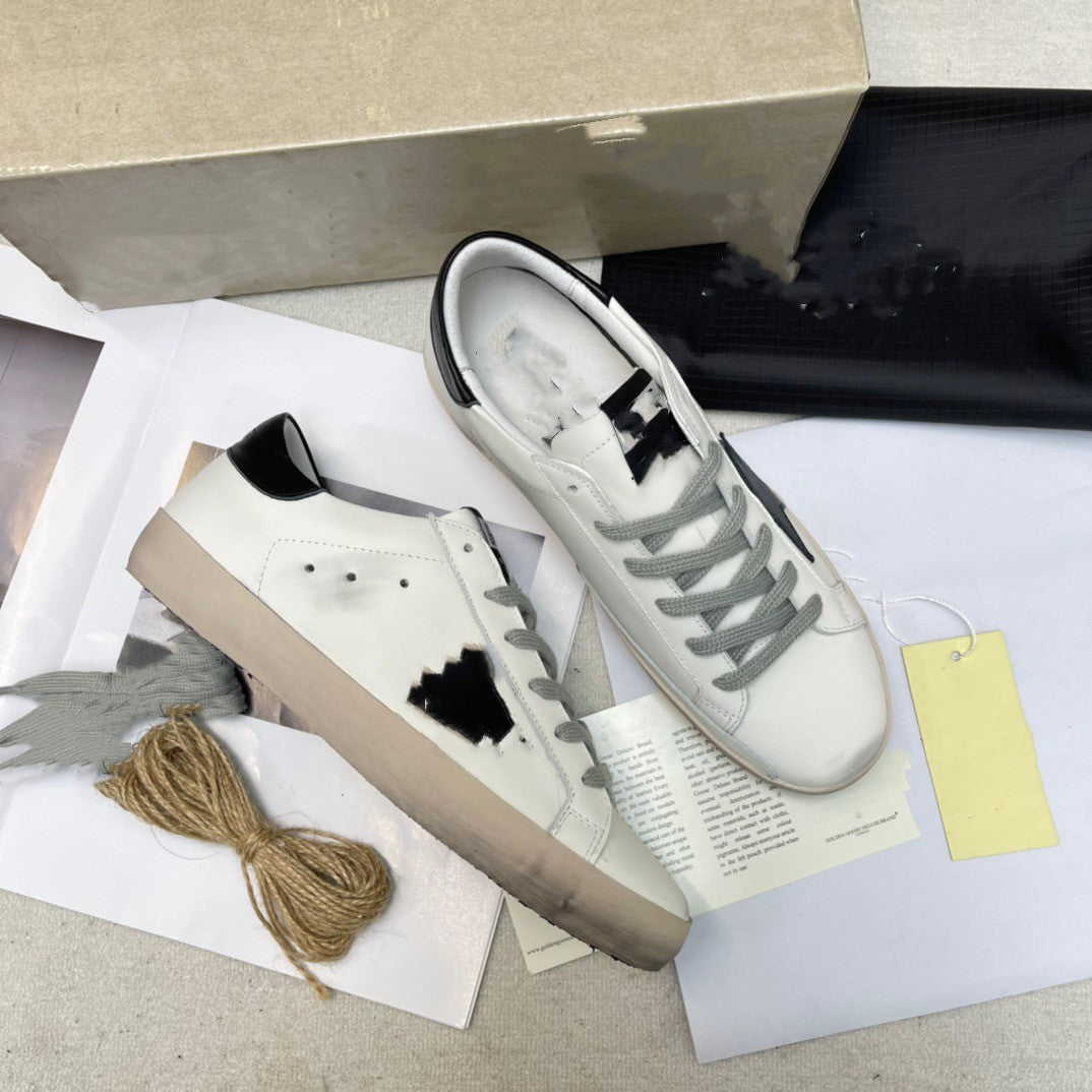 3220#  sneakers