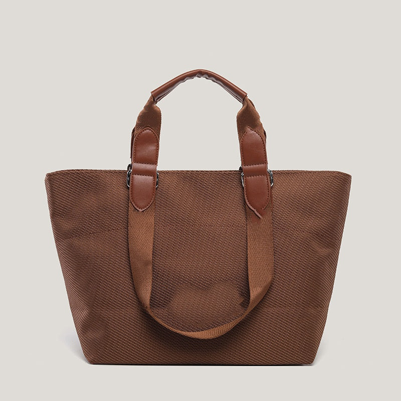 1731# A Women Hand Bag