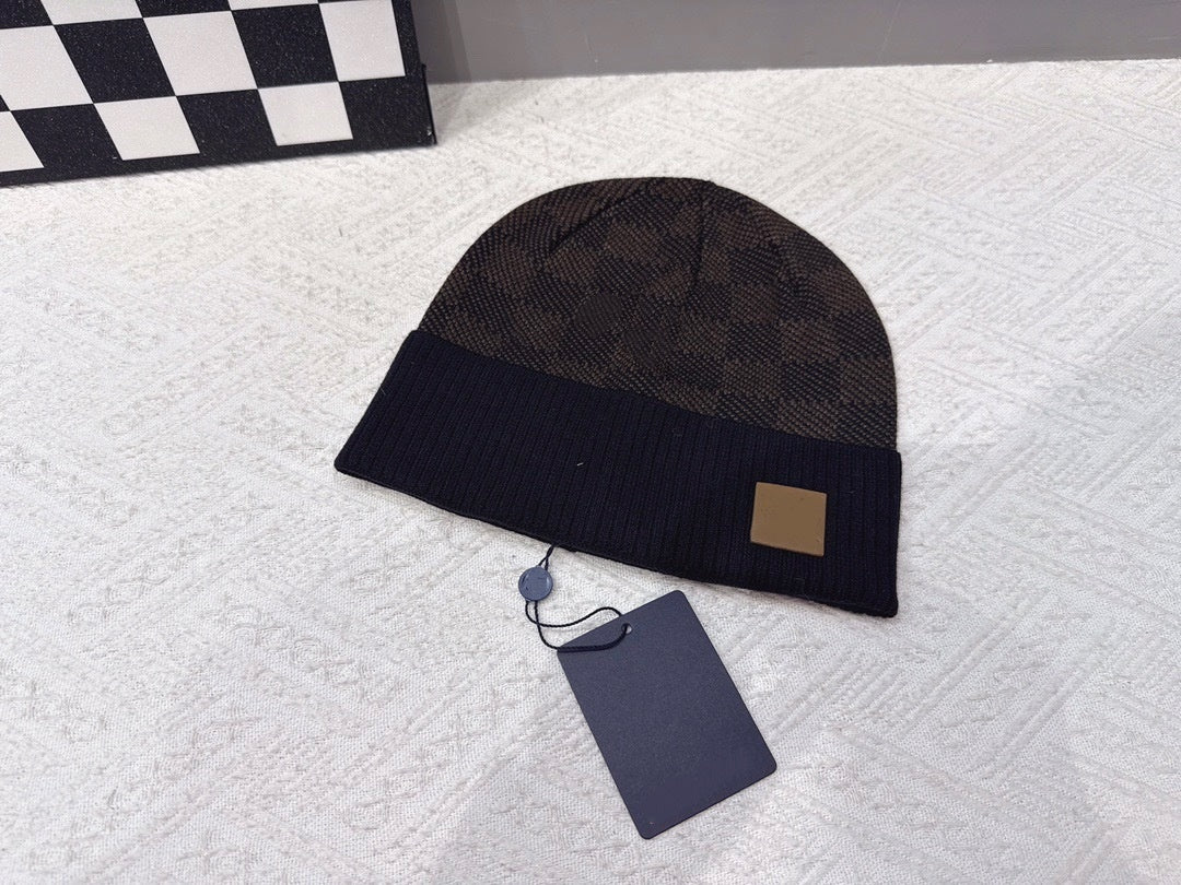 E6669# Knitted Hat