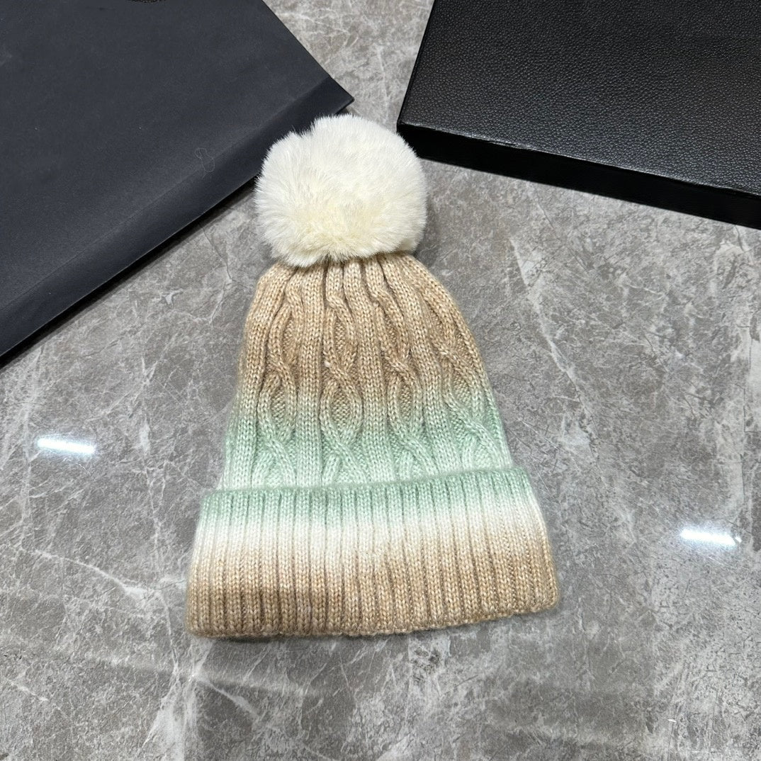 E3580#Pretty Knitted Hat