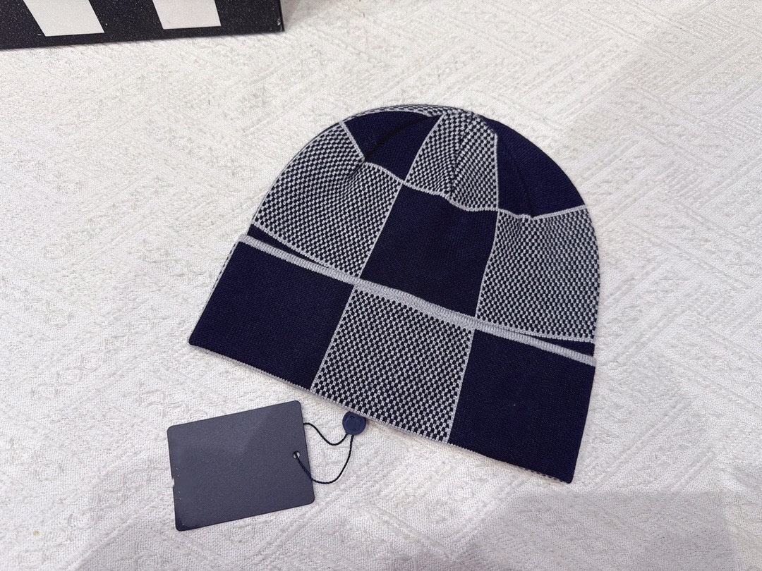 E6669# Knitted Hat