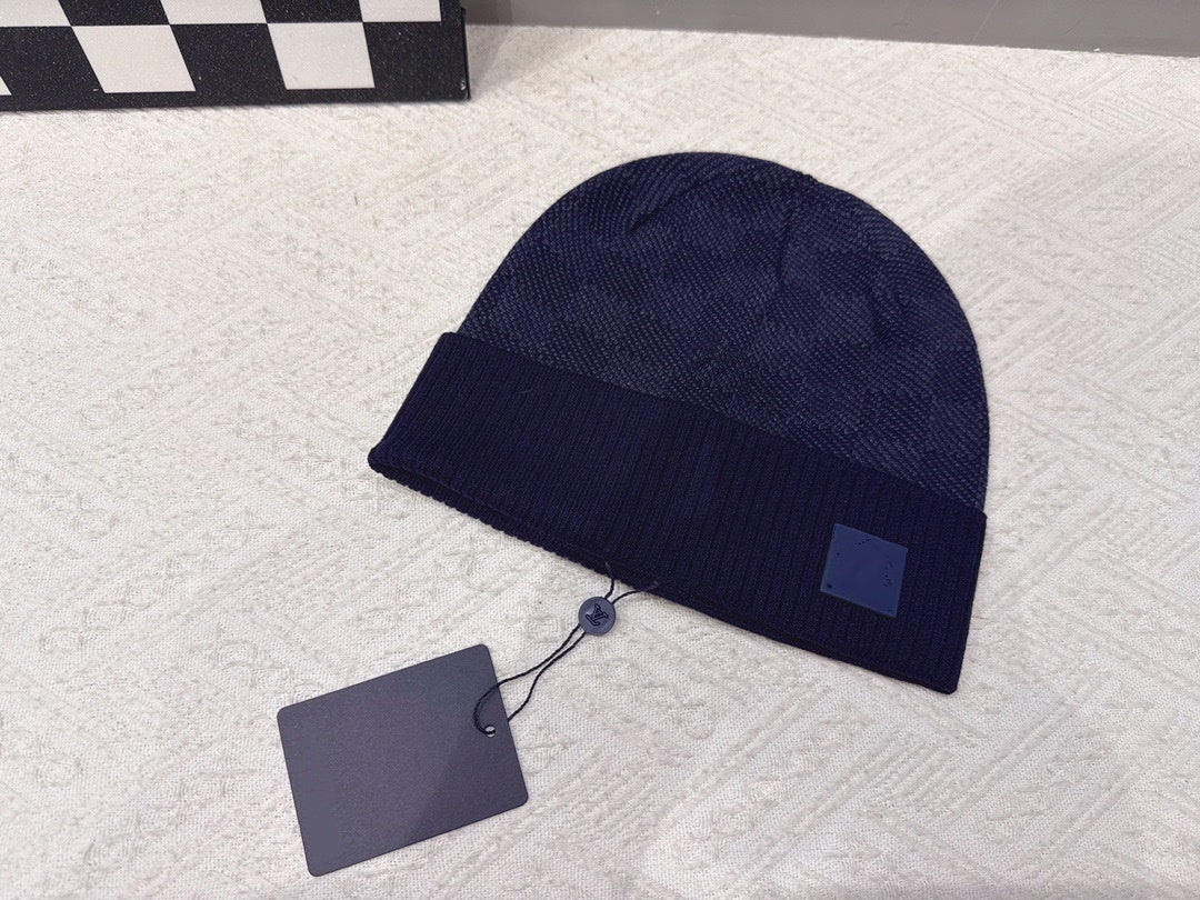 E6669# Knitted Hat